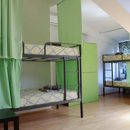 Drenak Hostel *